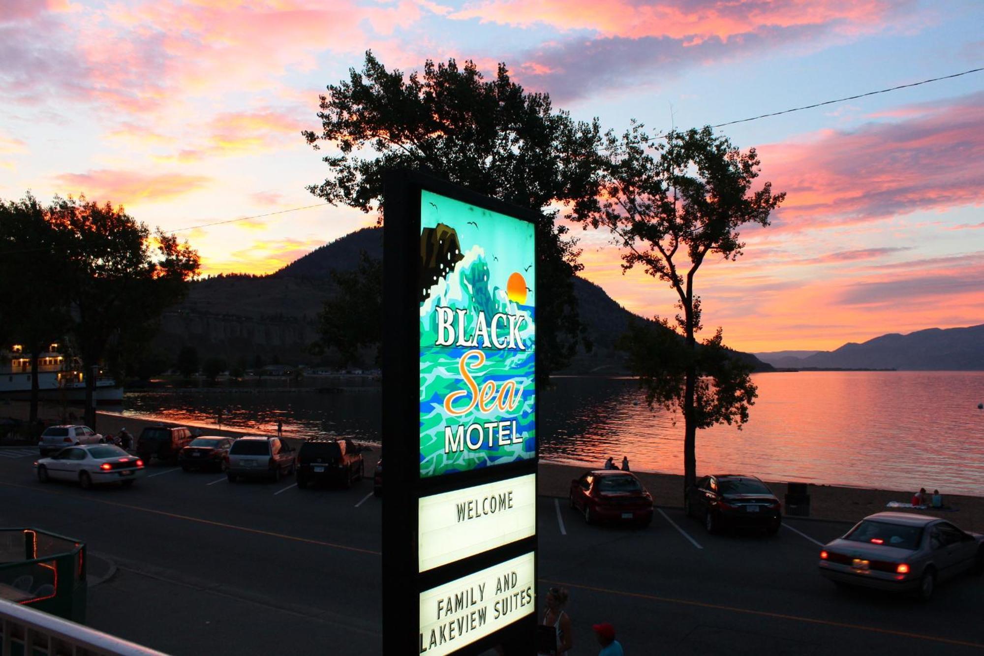 Black Sea Motel Penticton Exterior photo